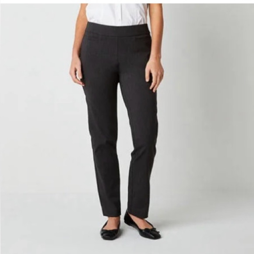 Liz Claiborne JC Penny’s Charcoal Gray Pull-On Pants Mid-Rise Straight Leg 2P